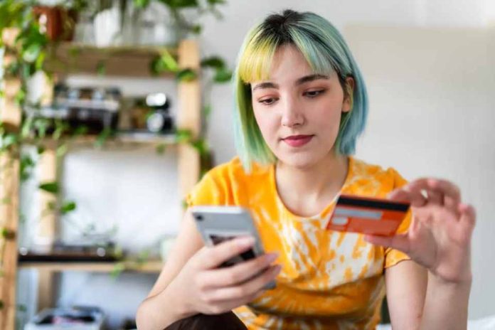 Crédito rápido en línea: cómo entender la transparencia legal en contratos digitales