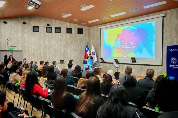 Seminario reunió en La Serena experiencias de Chile, España y Brasil para vincular arte, salud y educación
