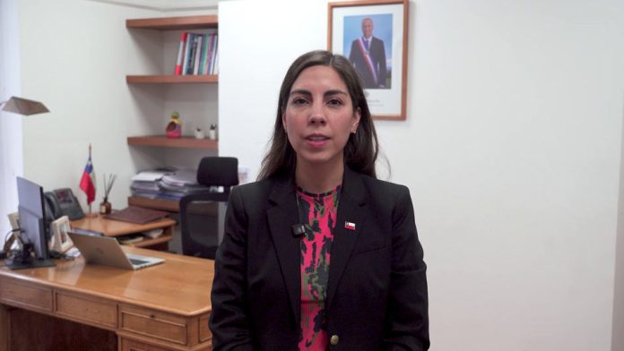 Minsal extiende hasta el 30 de septiembre el uso obligatorio de mascarillas en urgencias, diálisis y oncohematología Minsal extiende hasta el 30 de septiembre el uso obligatorio de mascarillas en urgencias, diálisis y oncohematología